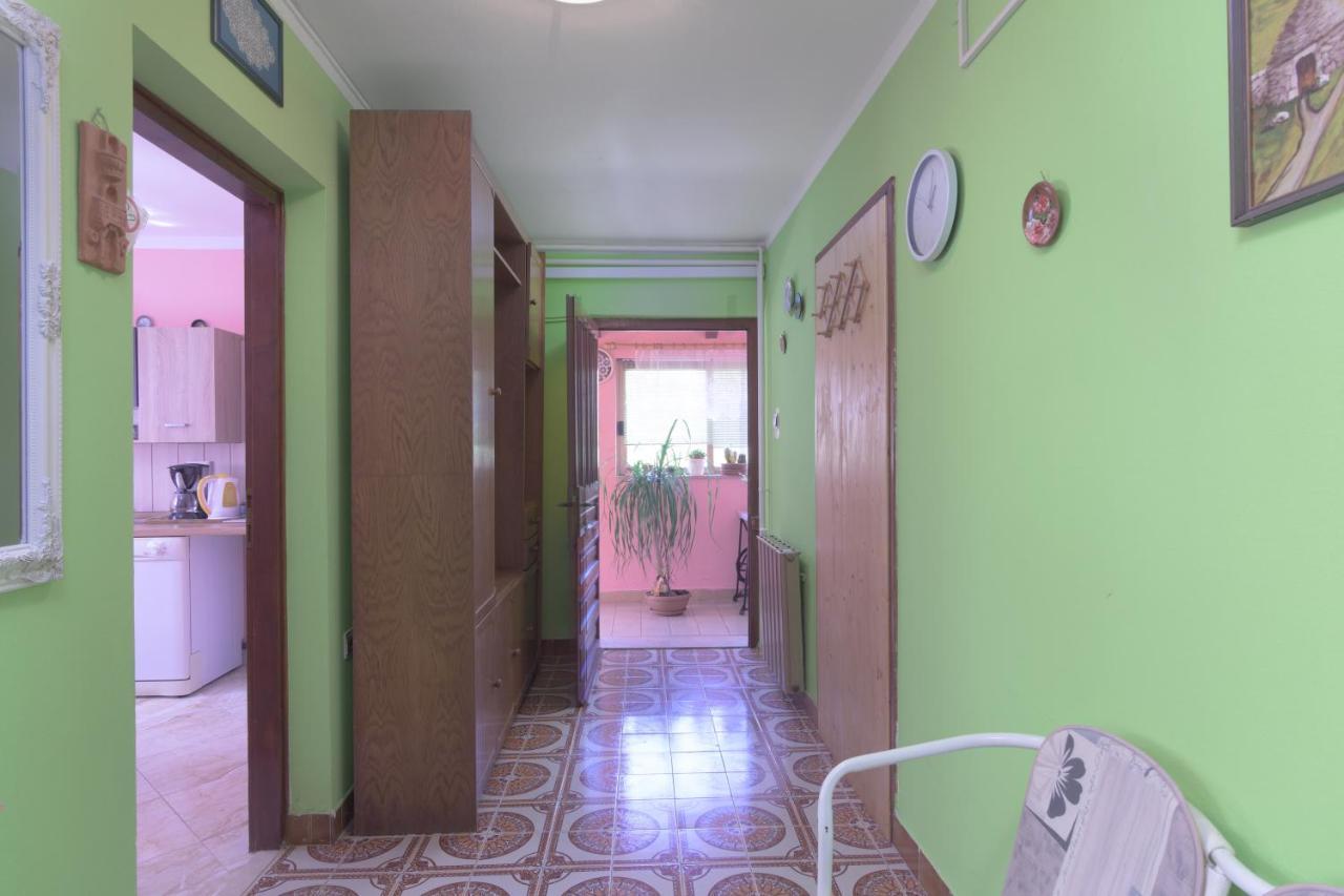 Apartments With A Parking Space Pula - 16053 Extérieur photo